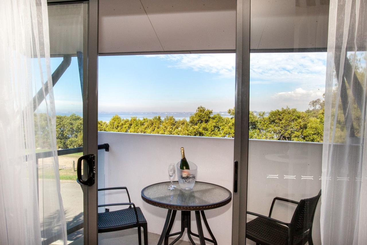 Manly Marina Cove Motel Брисбен Экстерьер фото