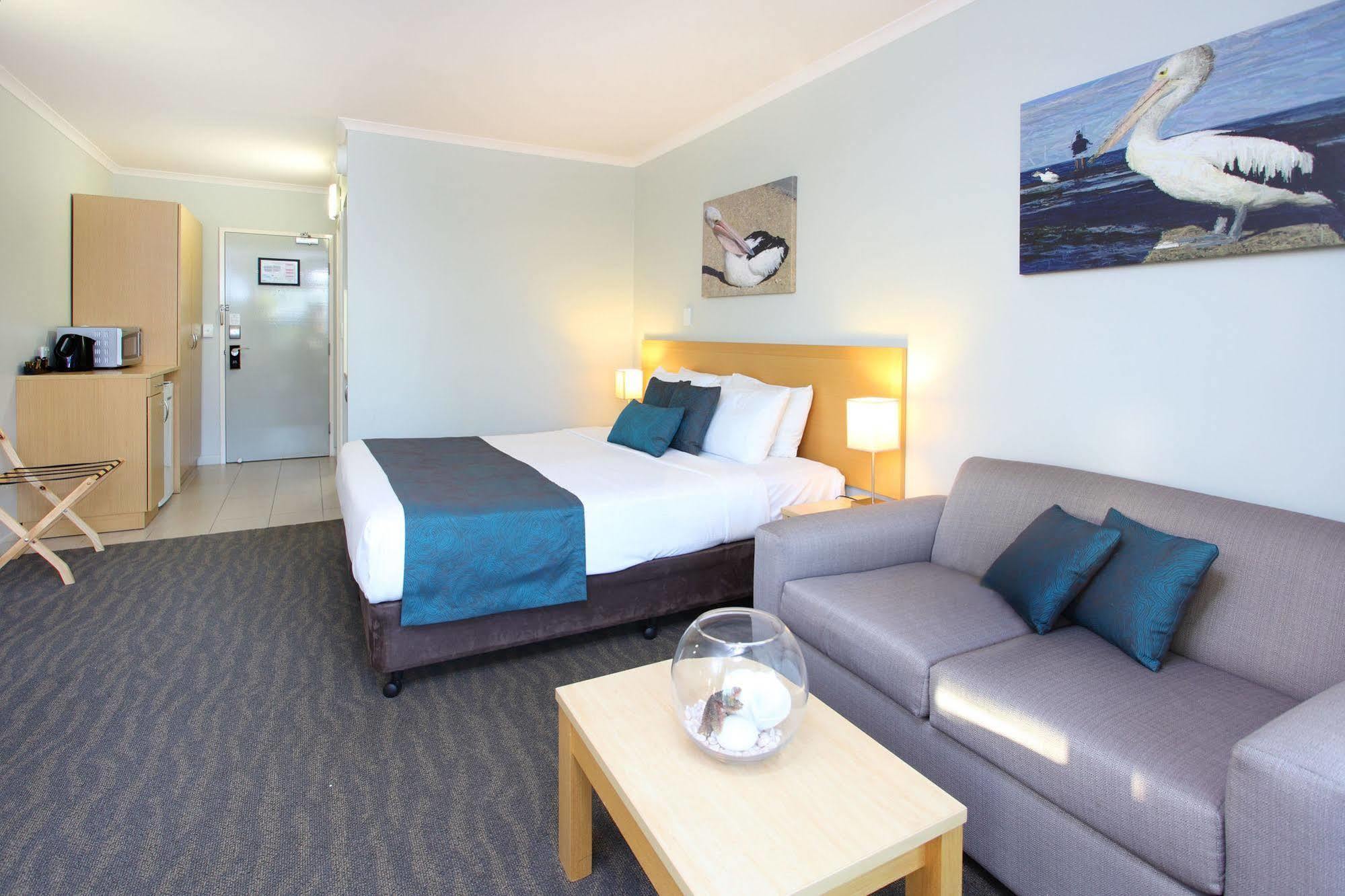 Manly Marina Cove Motel Брисбен Экстерьер фото