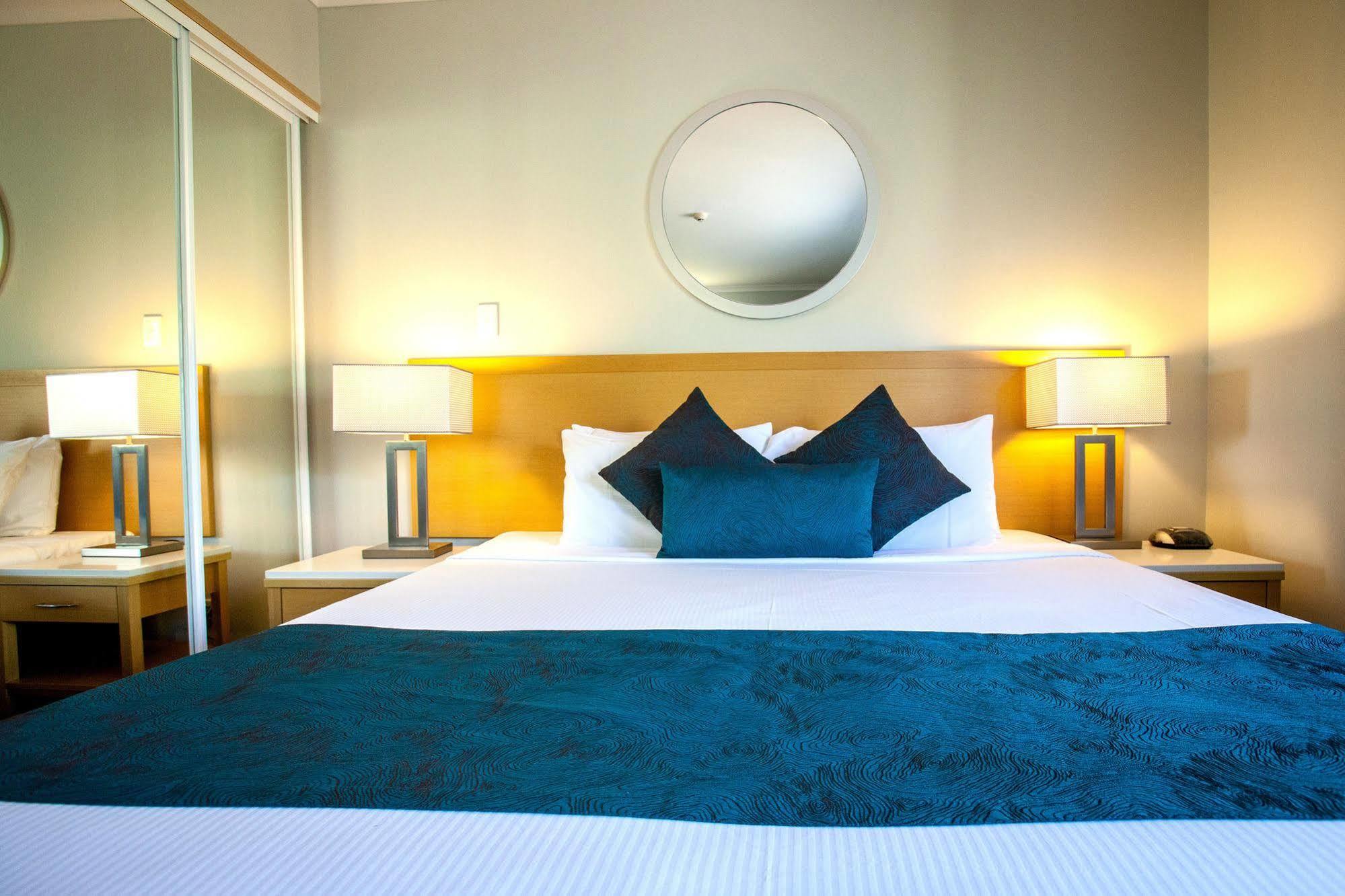 Manly Marina Cove Motel Брисбен Экстерьер фото
